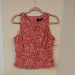 💥SALE- Elegant Pink Lace Sleeveless Top by Carmen Marc Valvo Signature -Size 10